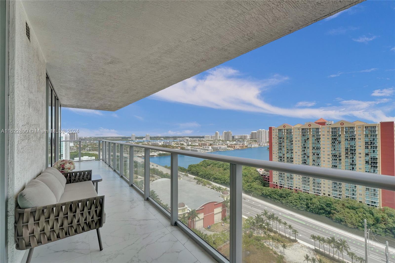 330 Sunny Isles Blvd # 2101 Unit: 5-2101