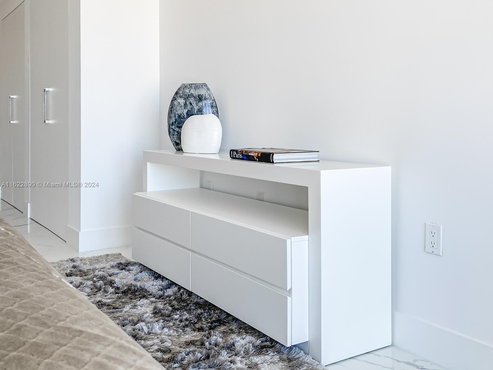 330 Sunny Isles Blvd # 2101 Unit: 5-2101