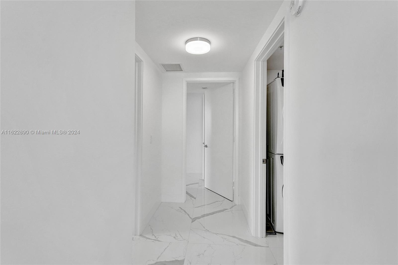 330 Sunny Isles Blvd # 2101 Unit: 5-2101