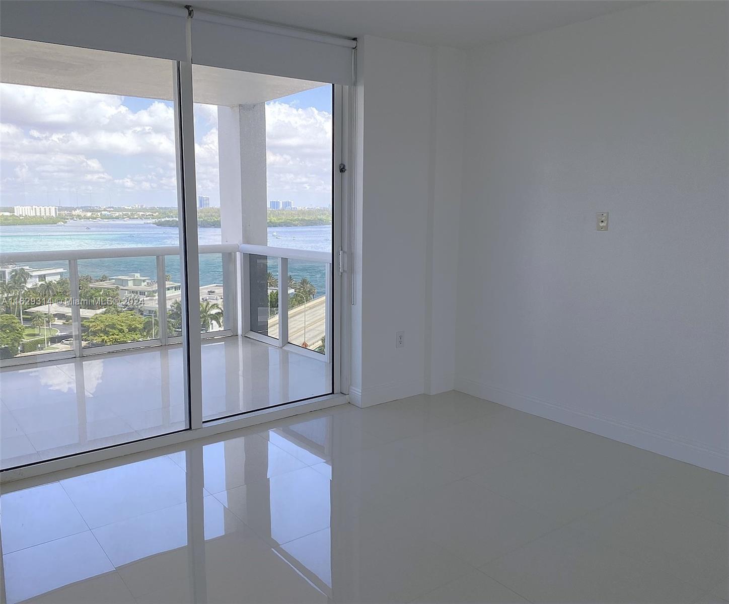 10275 Collins Ave # 1223