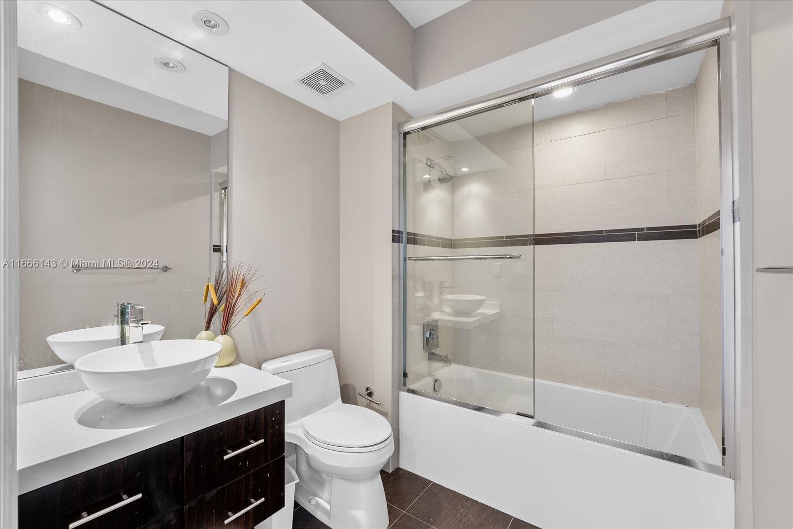 1330 West Ave # 2611