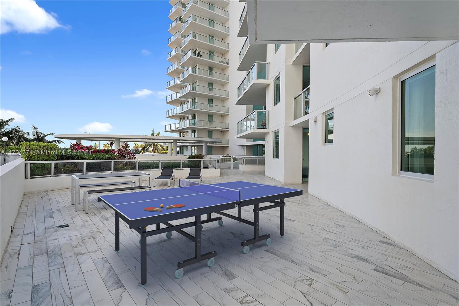 6700 Indian Creek Dr # 408