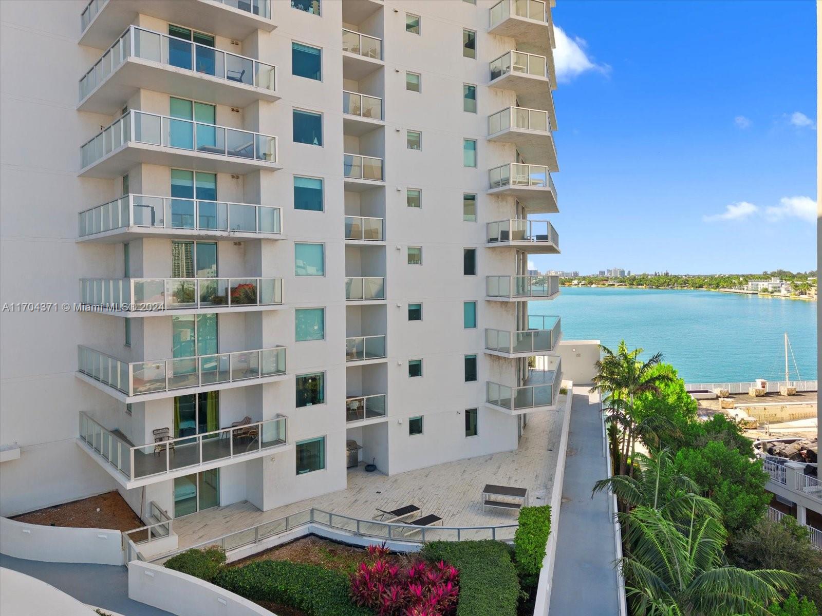 6700 Indian Creek Dr # 408