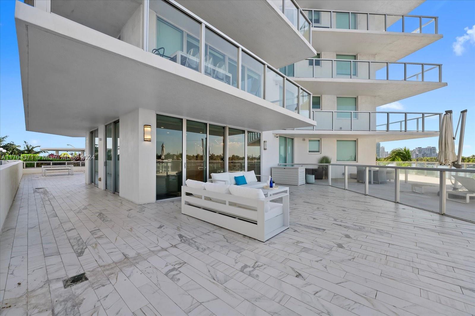 6700 Indian Creek Dr # 408