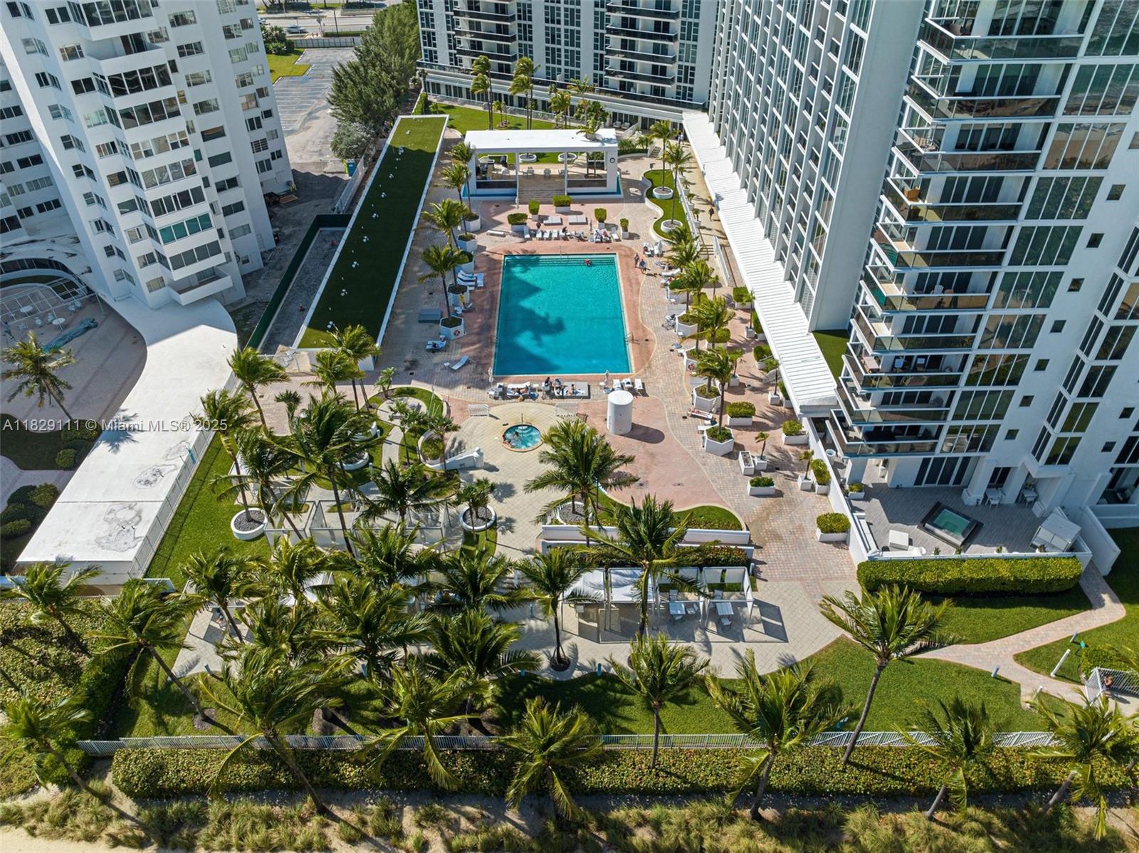 10275 Collins Ave # 1035
