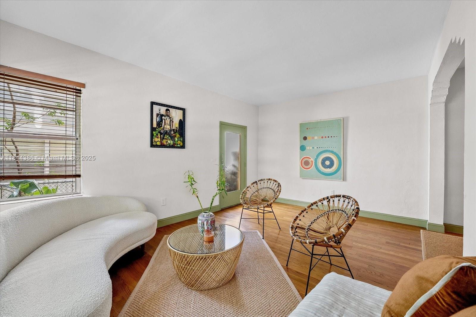 1325 Meridian Ave # 1