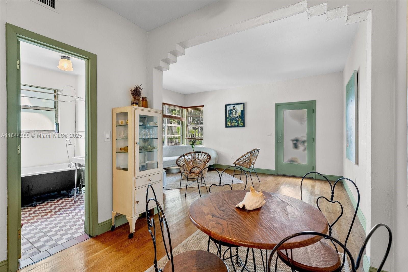 1325 Meridian Ave # 1
