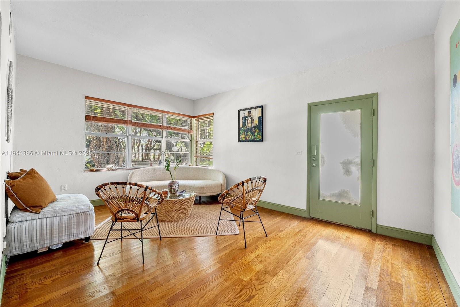 1325 Meridian Ave # 1
