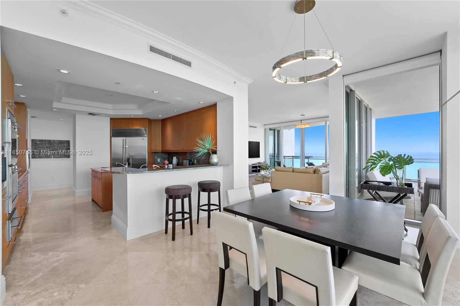 10295 Collins Ave # 1708