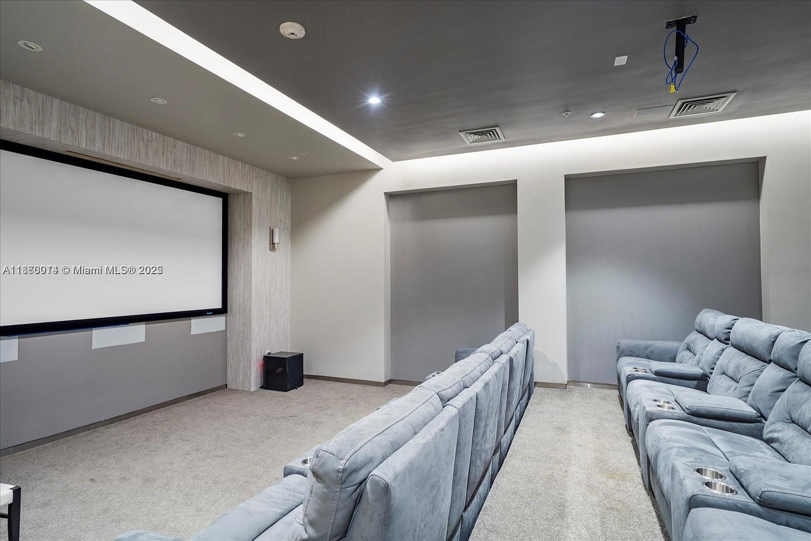 10275 Collins Ave # 606