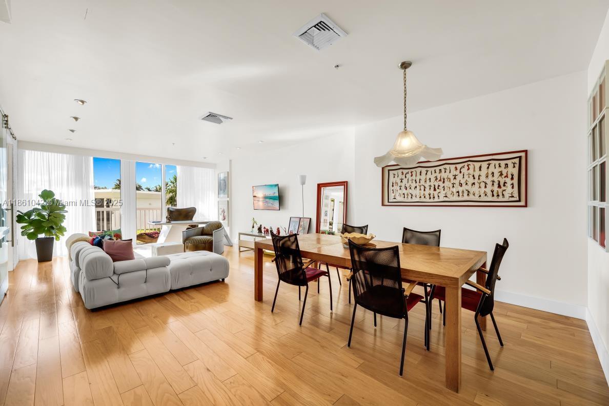 10275 Collins Ave # 102