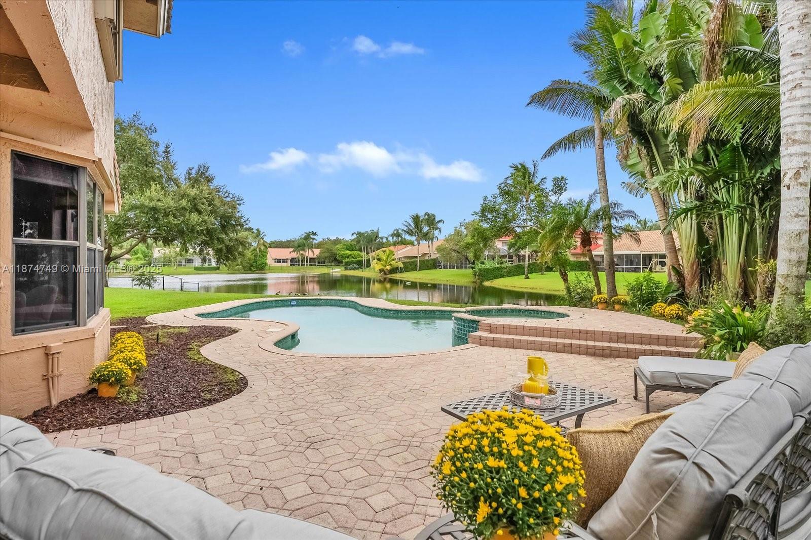 10424 SW 17th Mnr