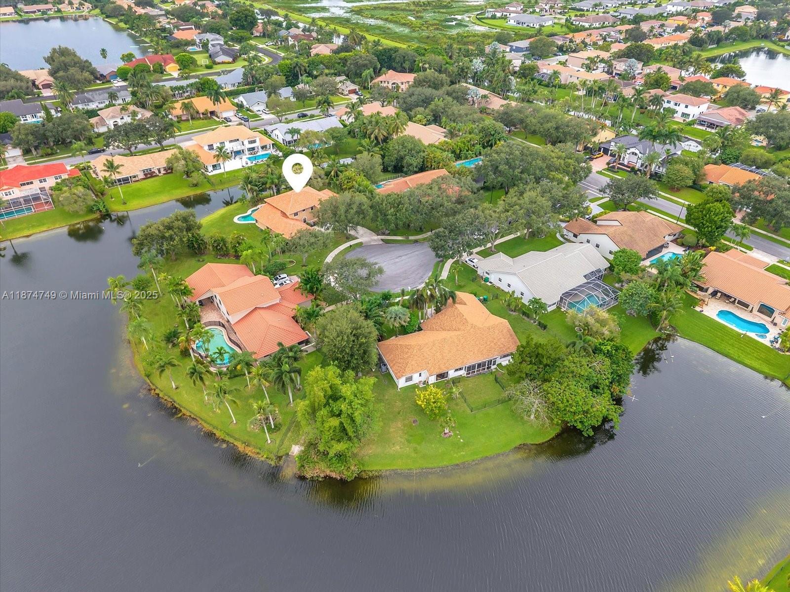 10424 SW 17th Mnr