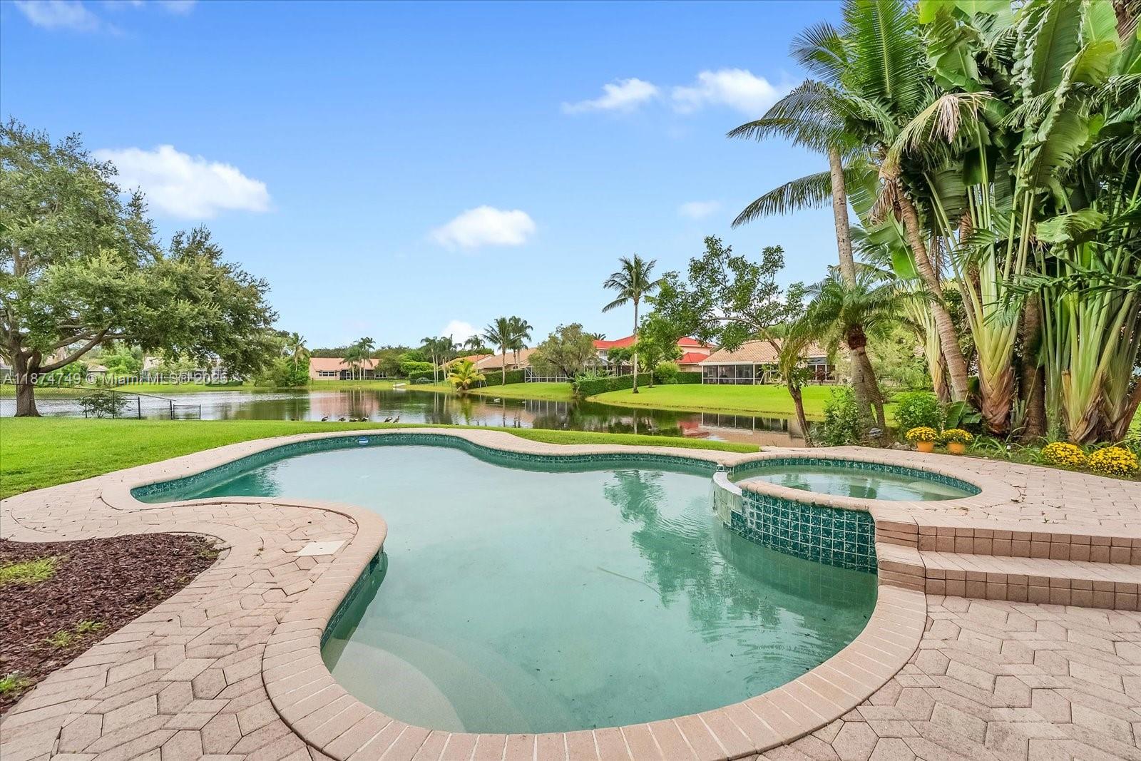 10424 SW 17th Mnr