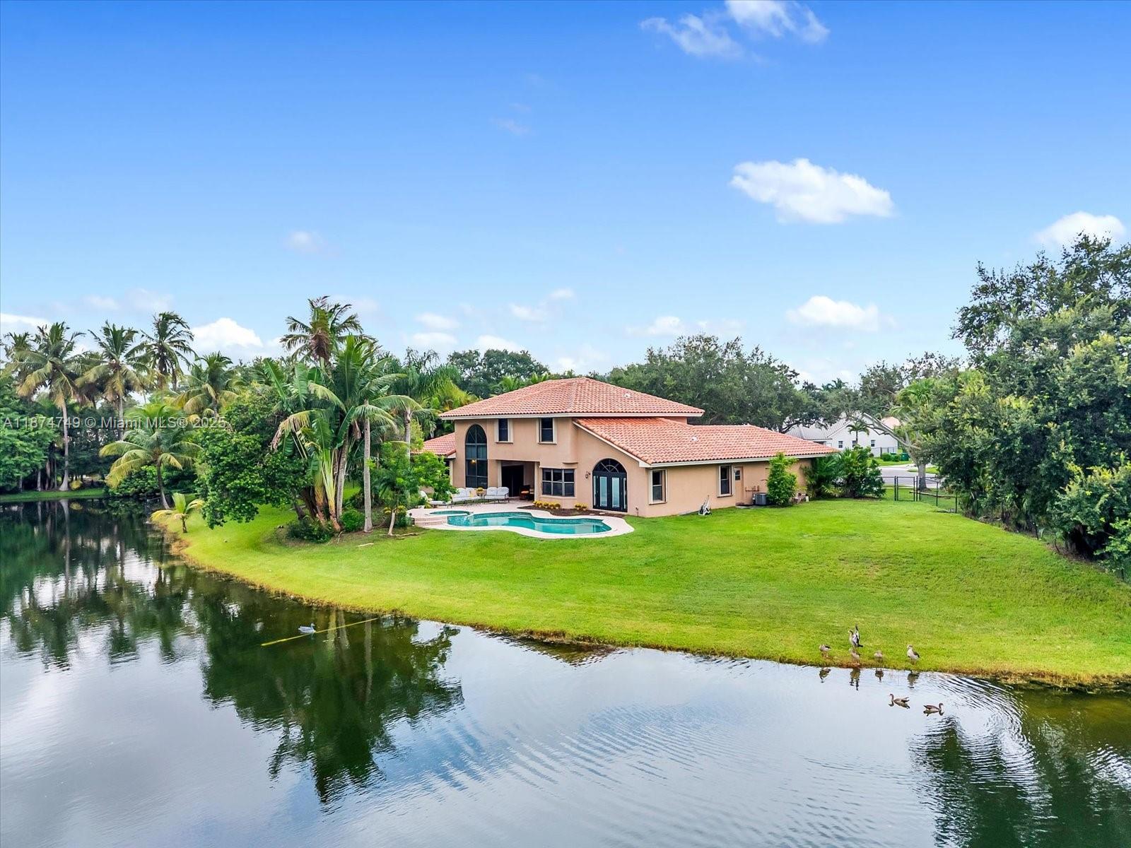 10424 SW 17th Mnr