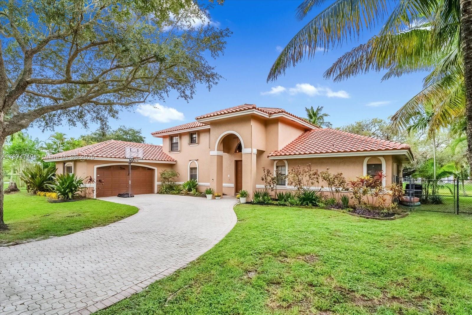 10424 SW 17th Mnr