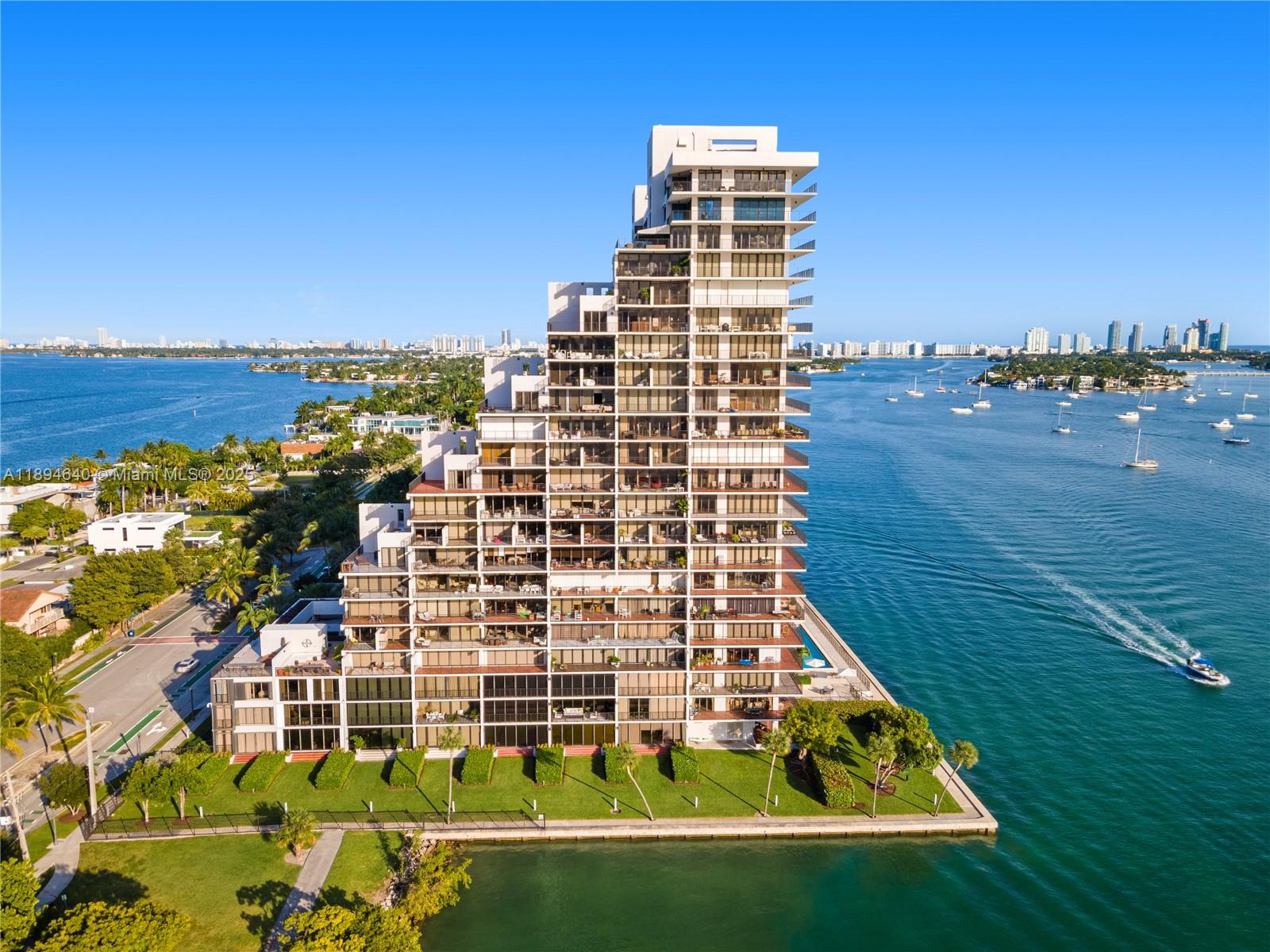 1000 Venetian Way # 1006