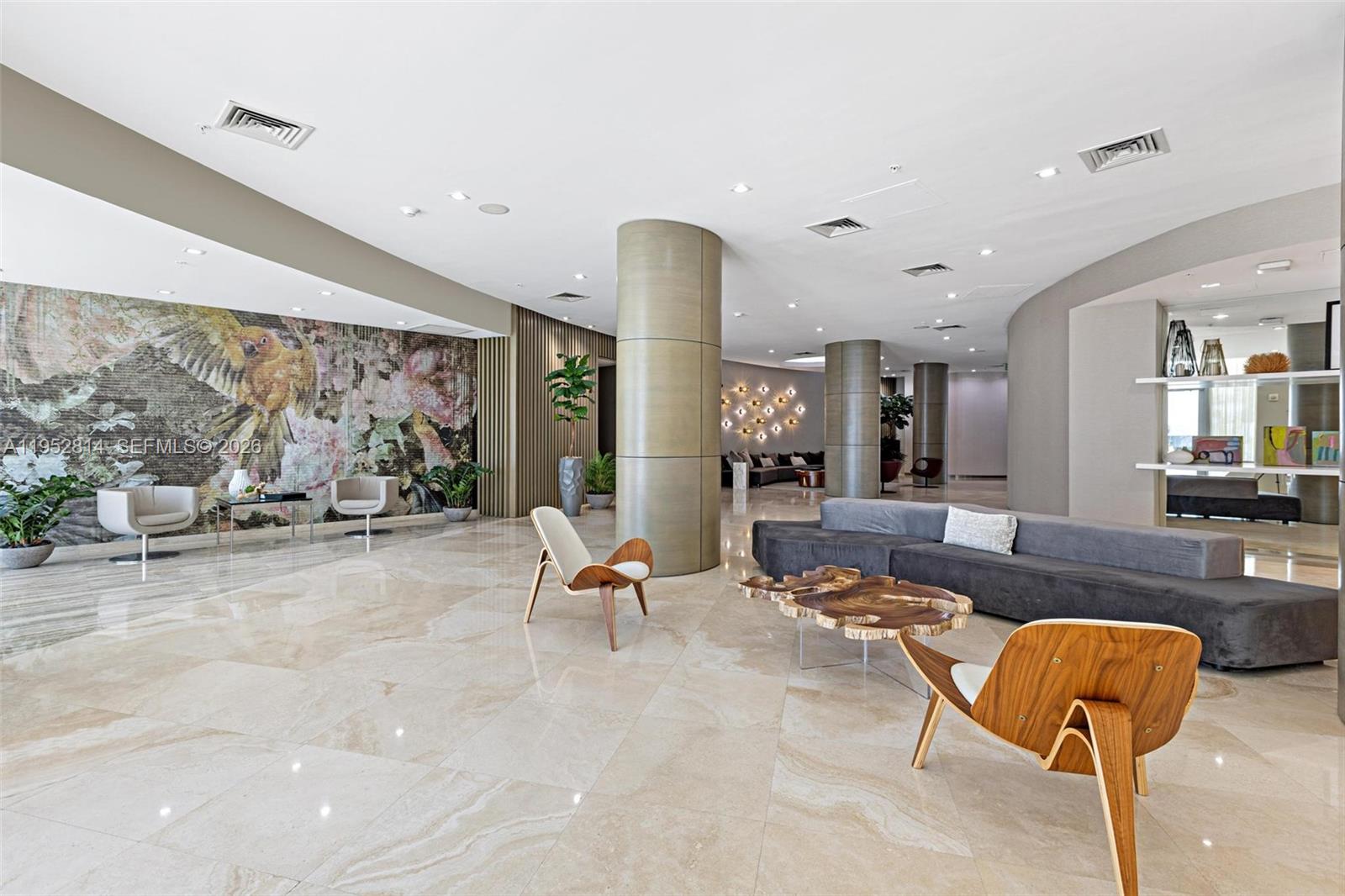 10275 Collins Ave # 1035