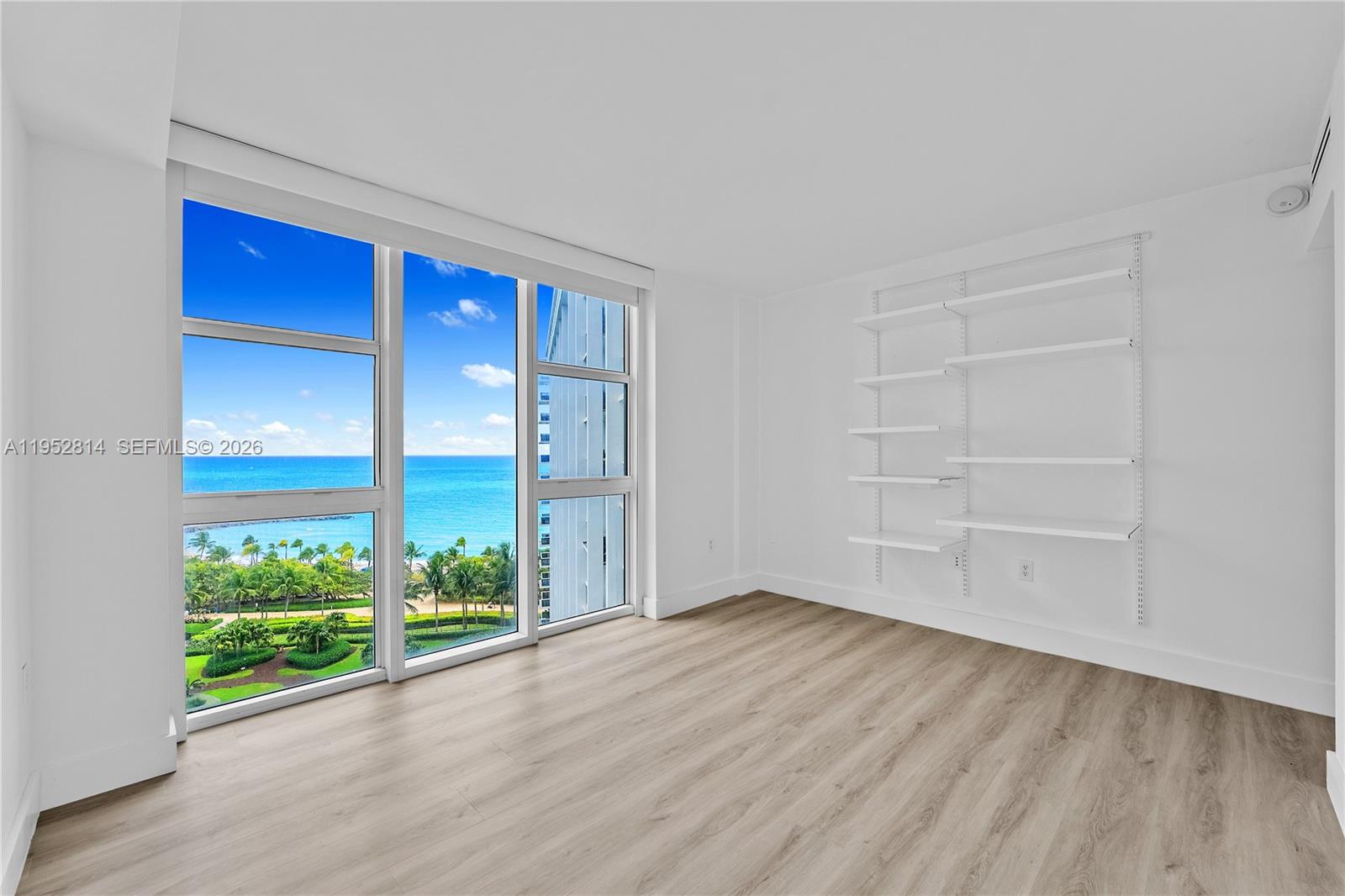 10275 Collins Ave # 1035