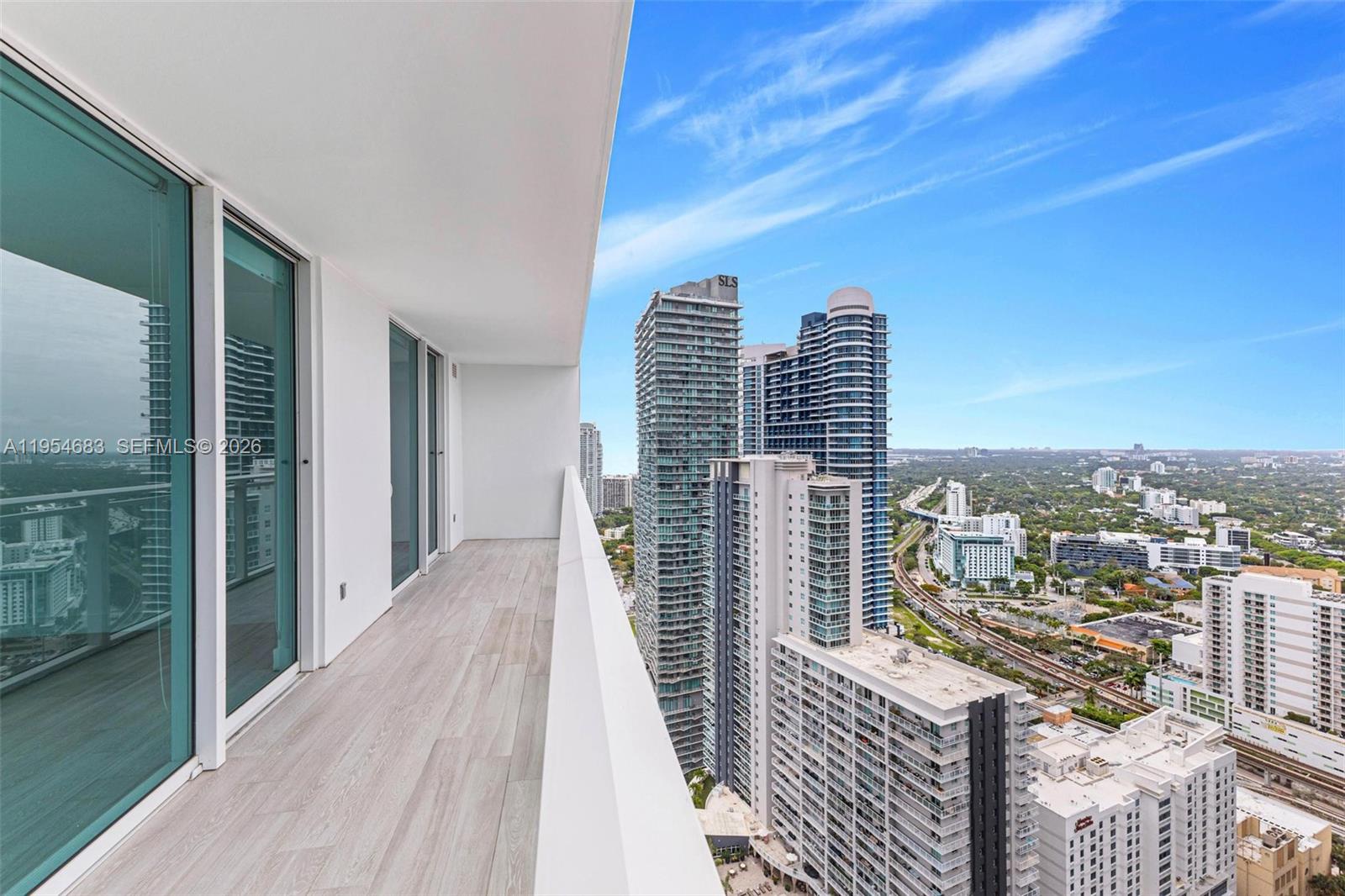 1080 Brickell Ave # 3909
