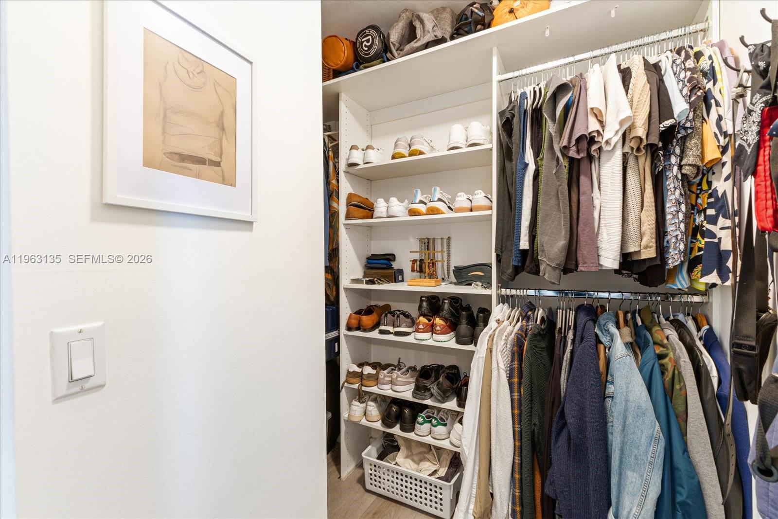 1700 Meridian Ave # 203