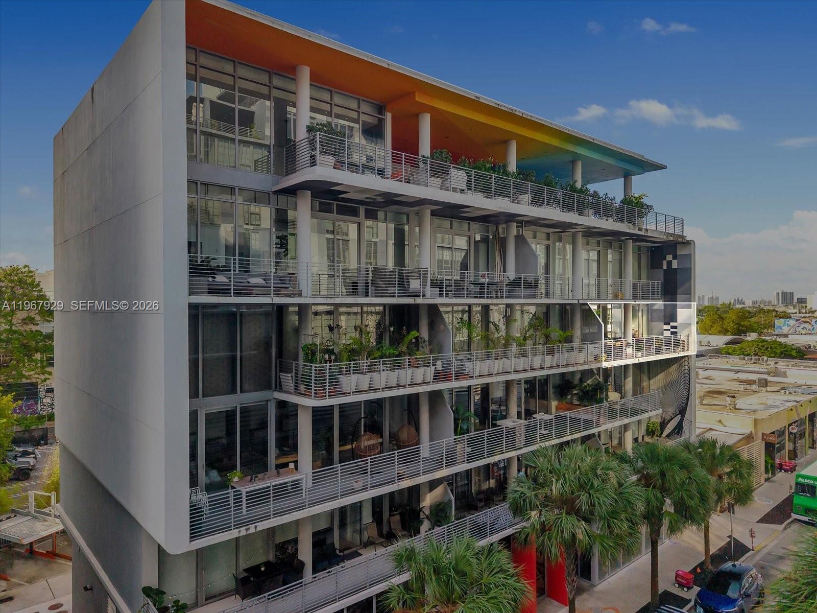 250 NW 24th St # 4A