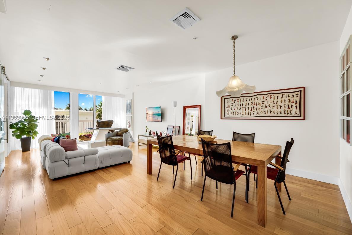 10275 Collins Ave # 102