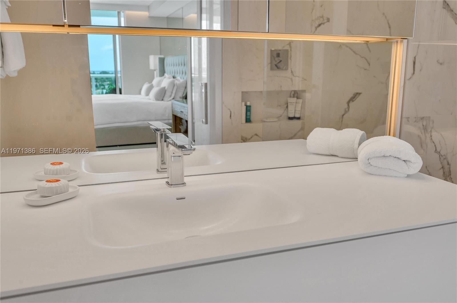 6700 Indian Creek Dr # 1007