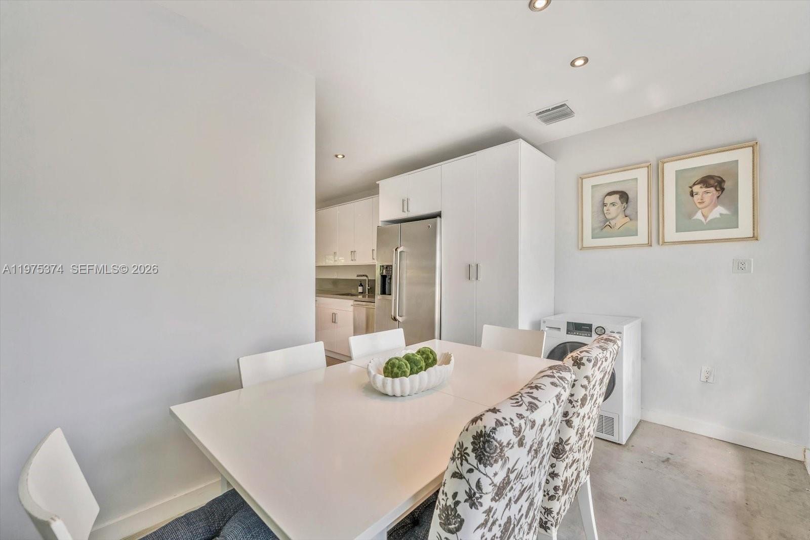 1821 Jefferson Ave # 301