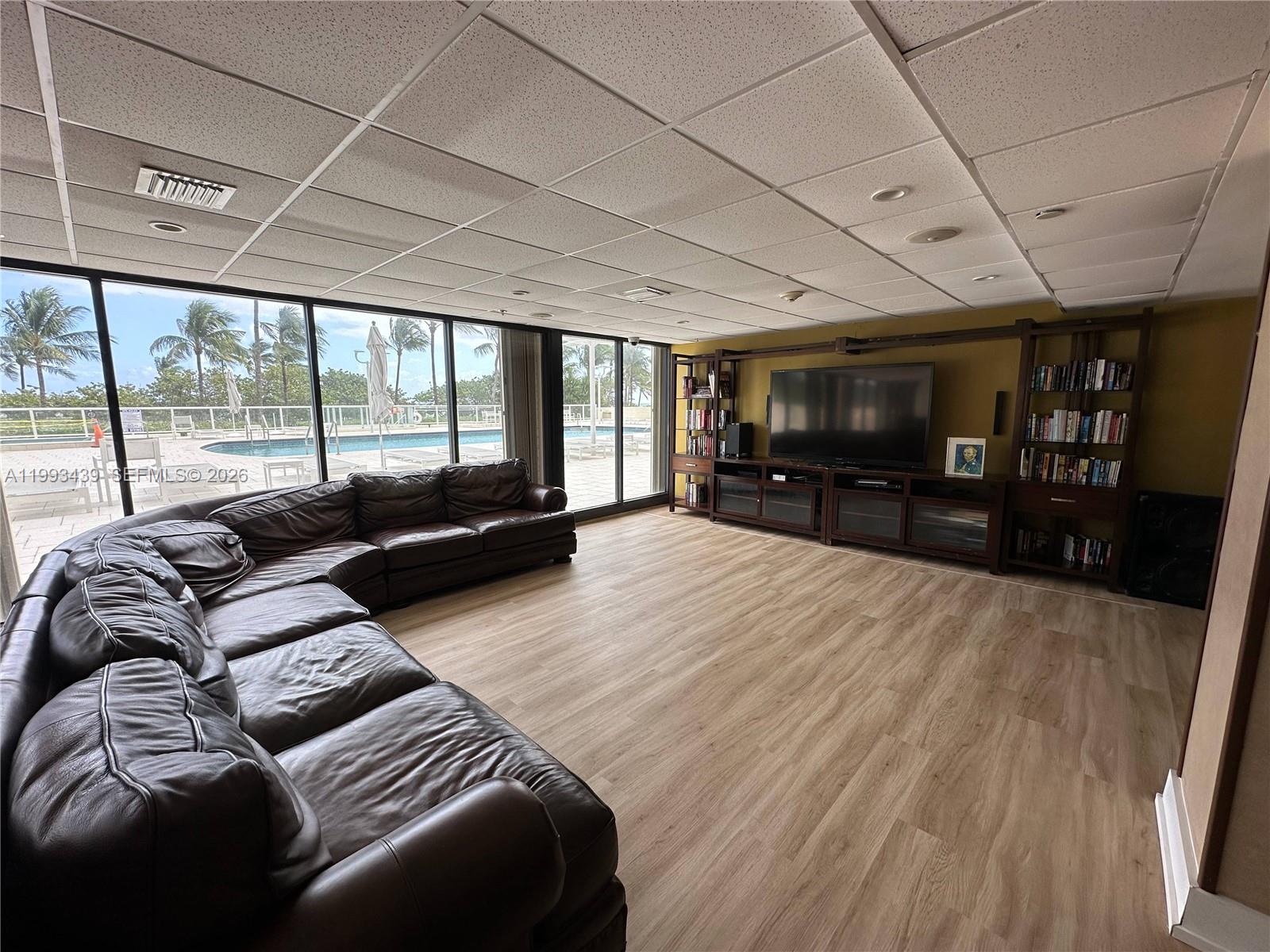 10185 Collins Ave # 502