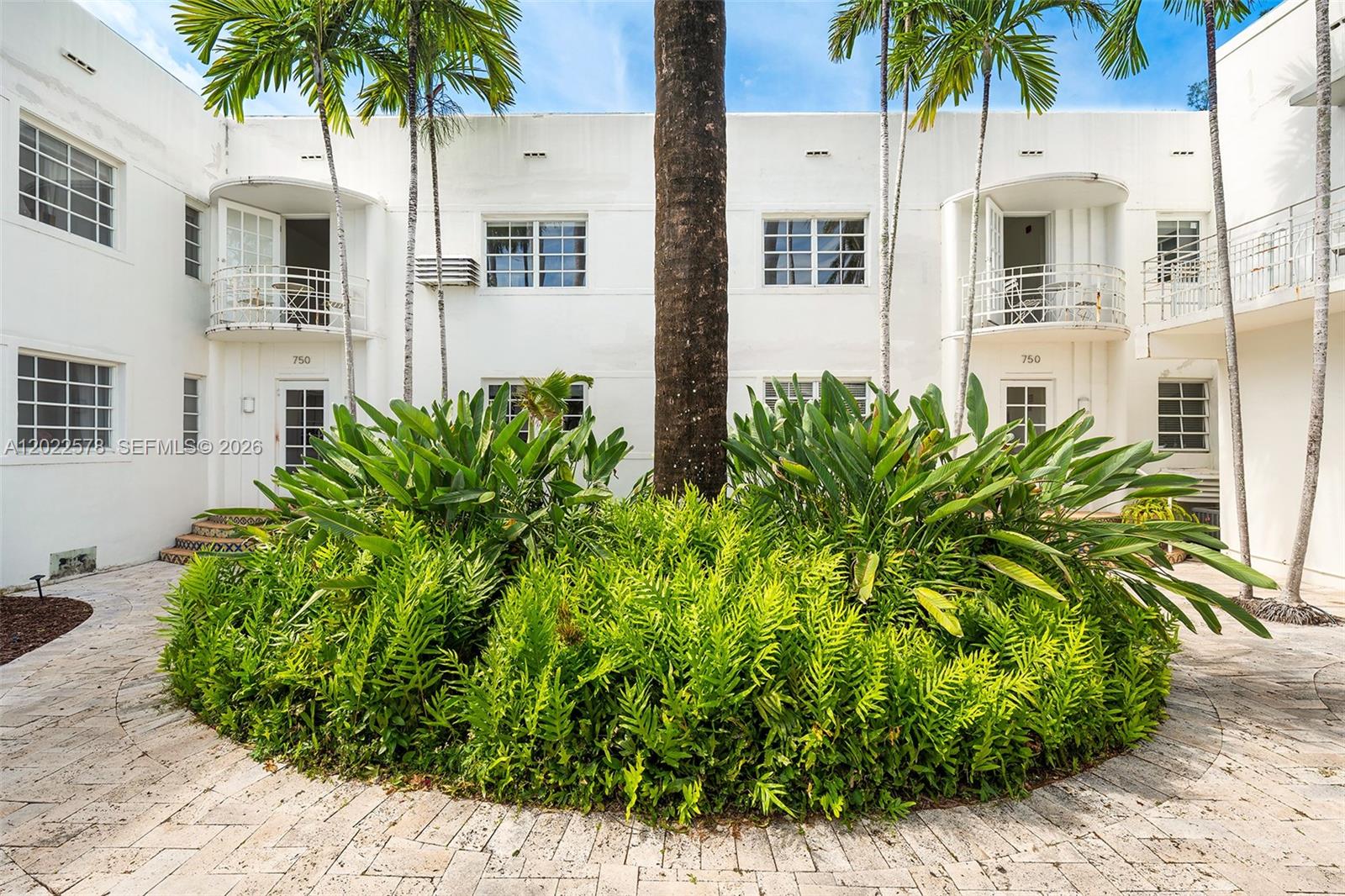750 Espanola Way # 9