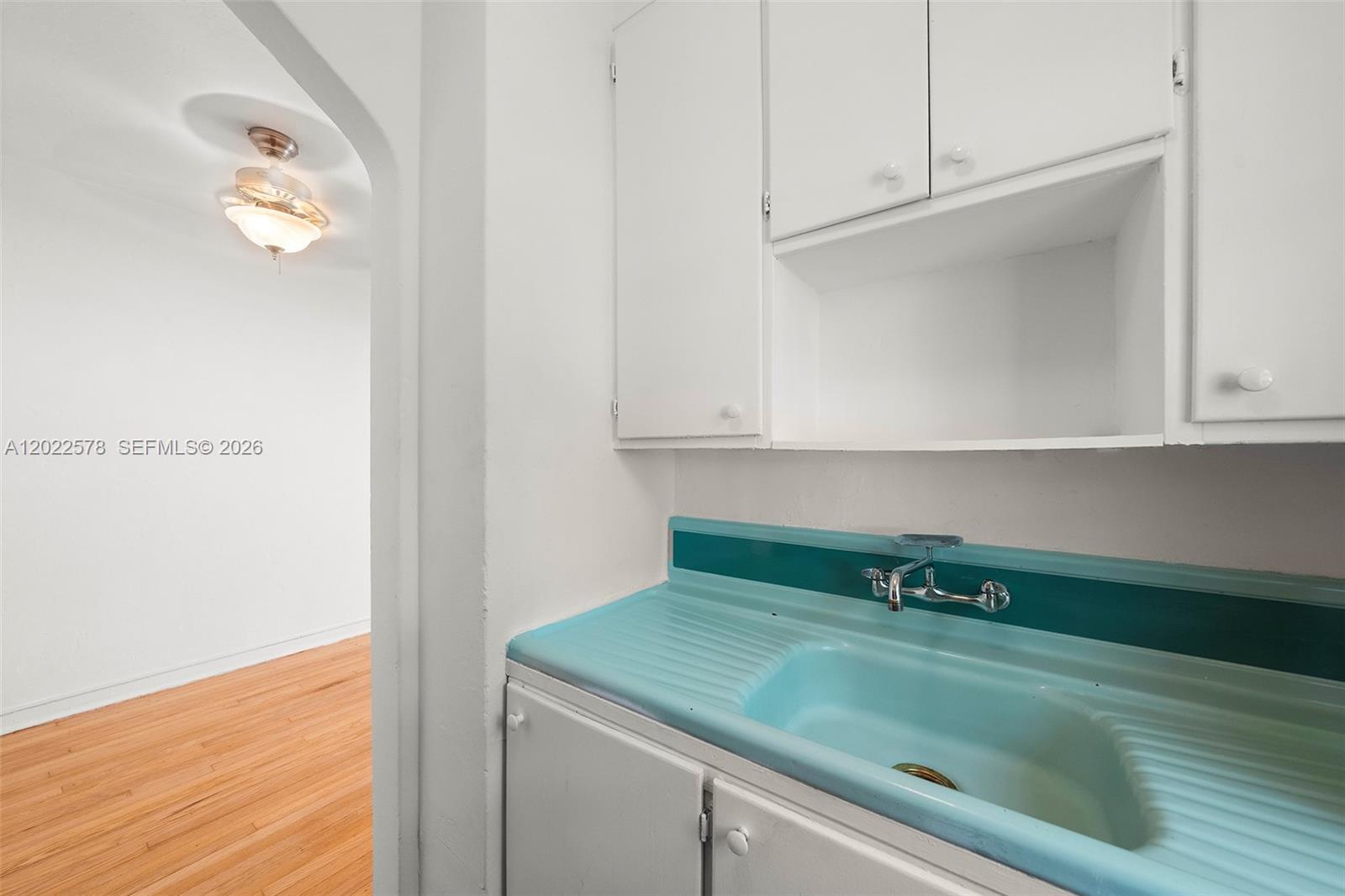 750 Espanola Way # 9