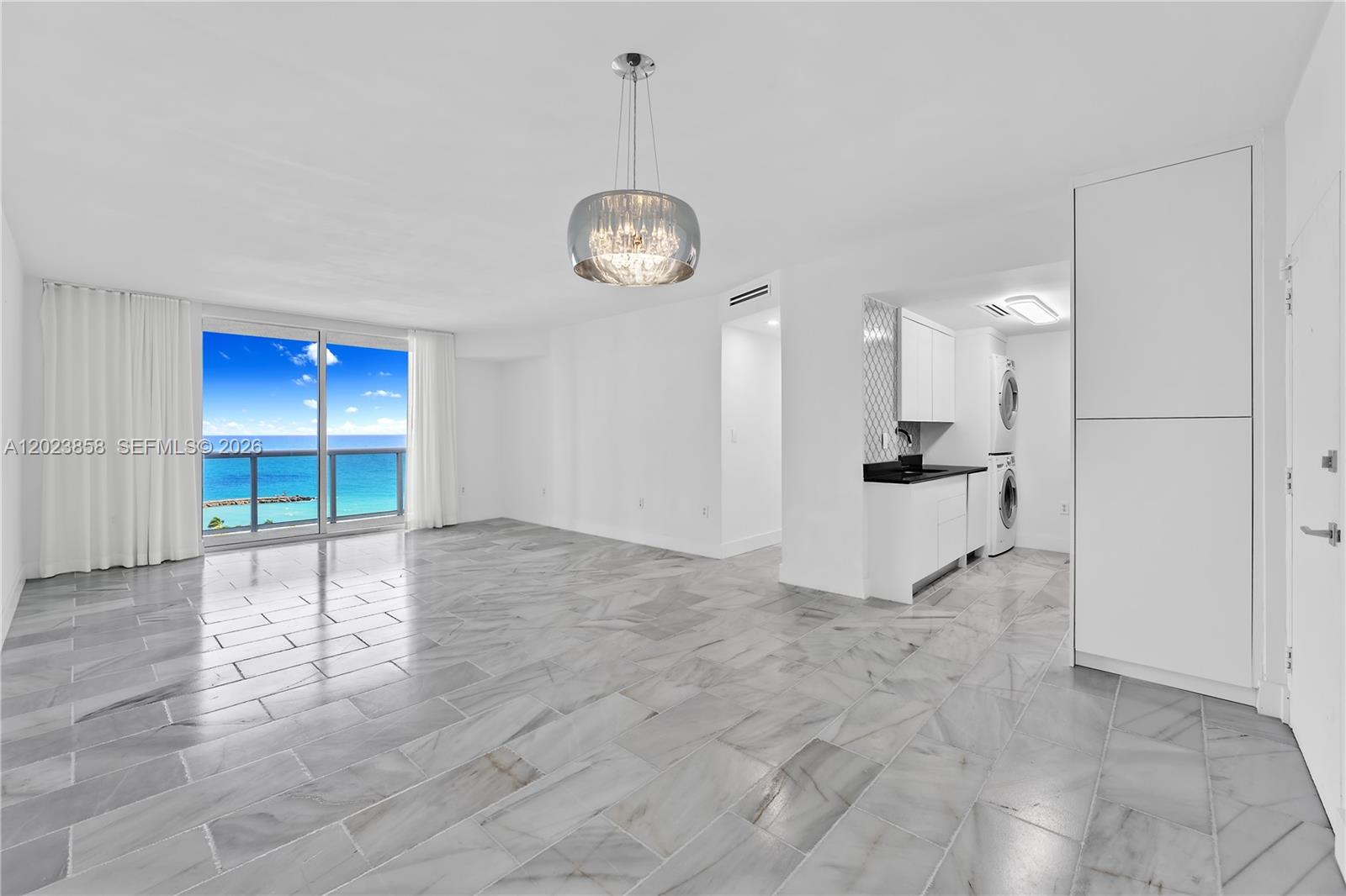 10275 Collins Ave # 1035