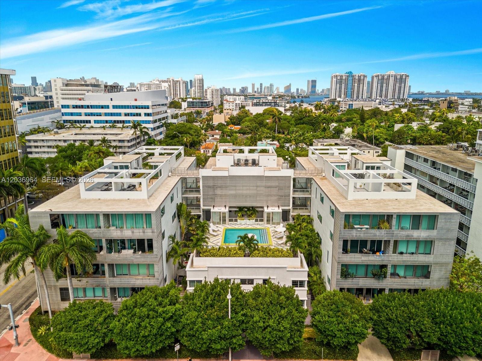 1700 Meridian Ave # 203