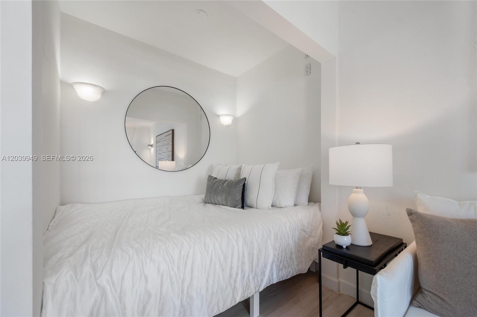 750 Espanola Way # 8