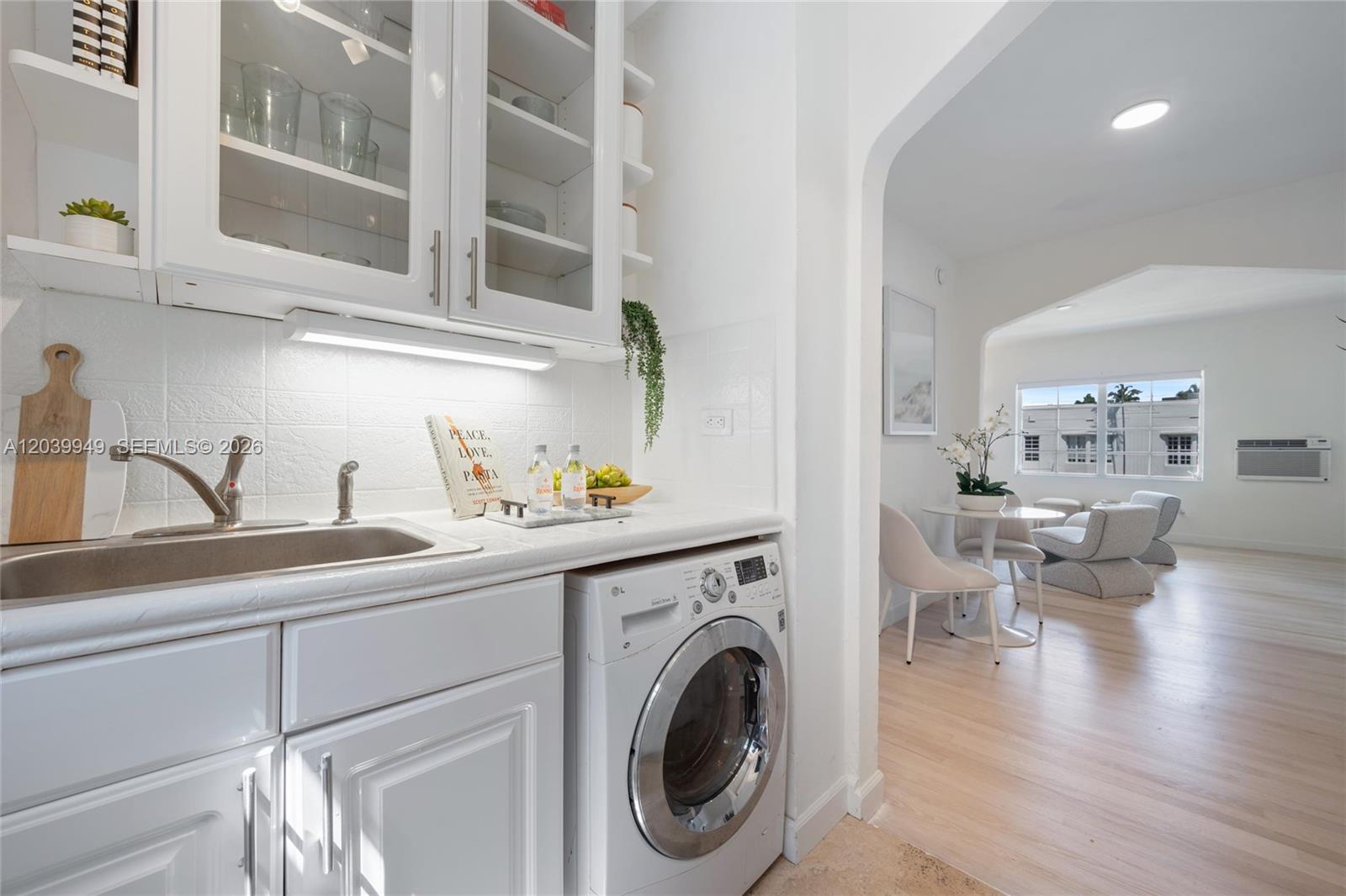 750 Espanola Way # 8