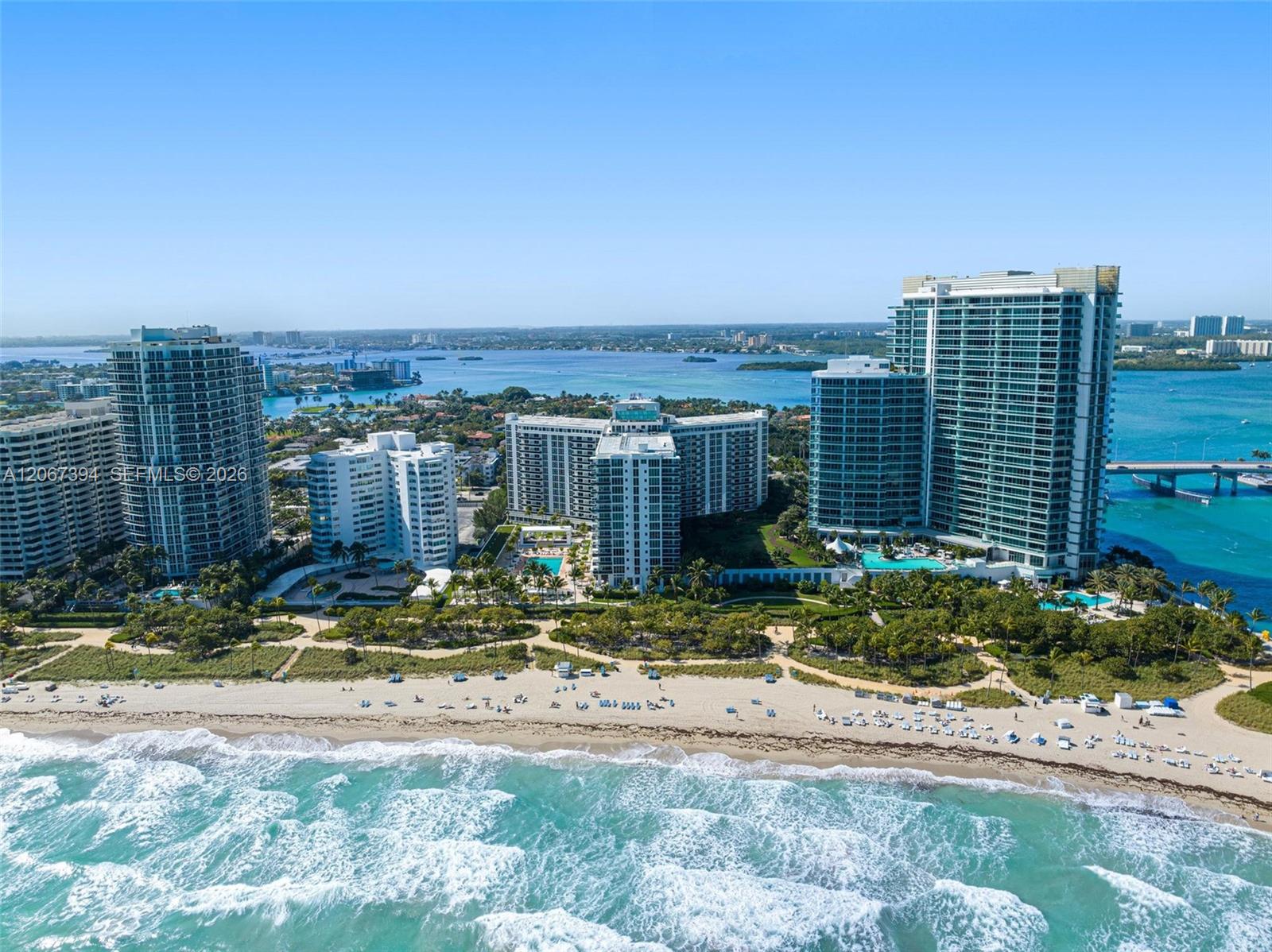 10275 Collins Ave # 916