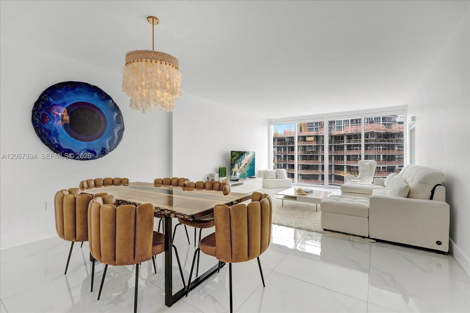 10275 Collins Ave # 916