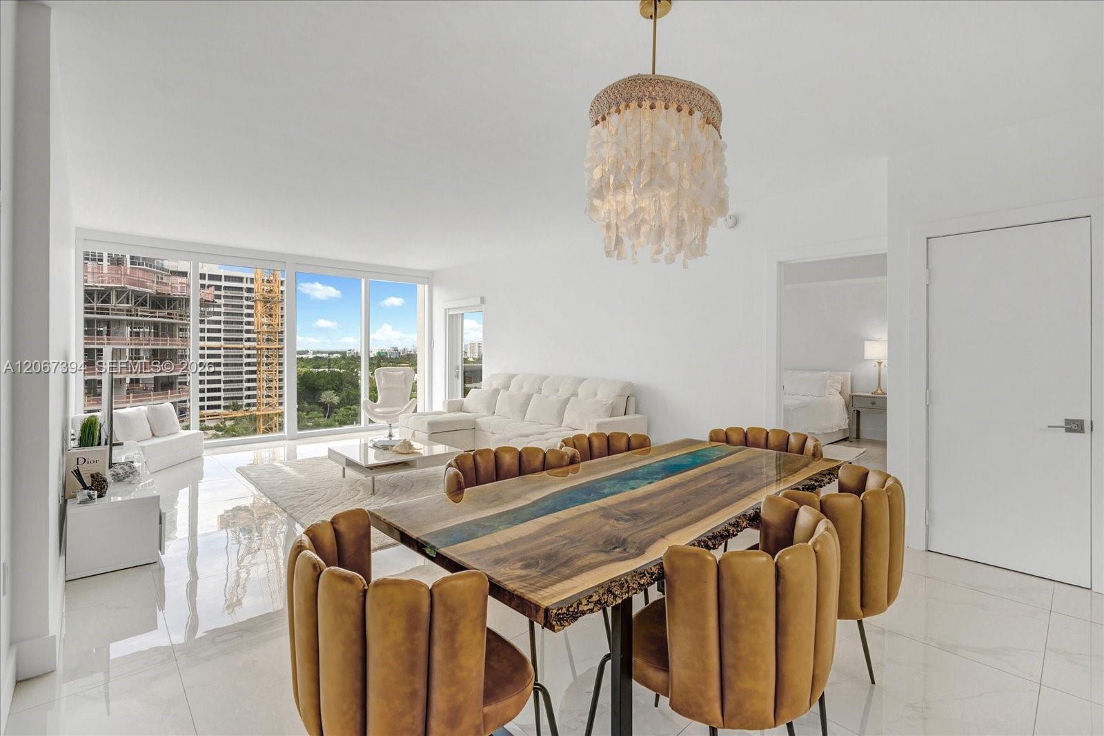10275 Collins Ave # 916