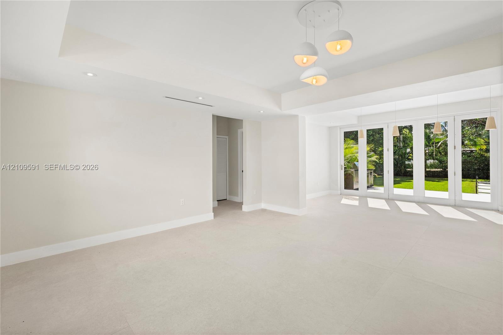864 NE 91st Ter