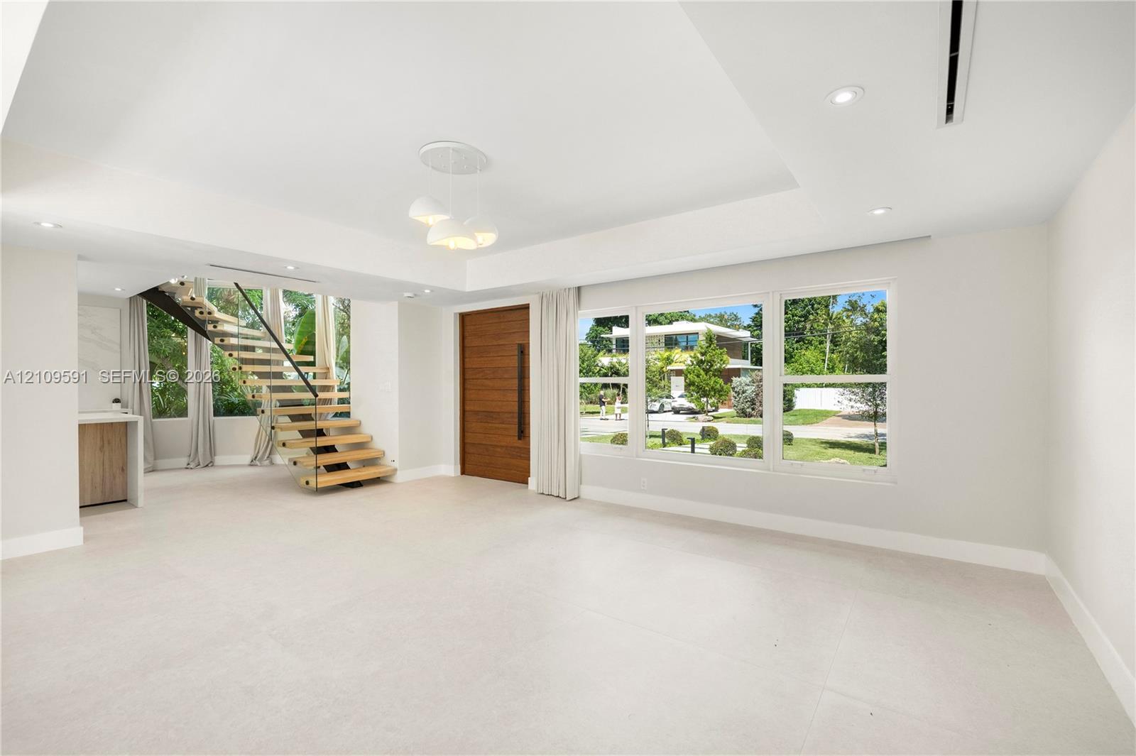 864 NE 91st Ter