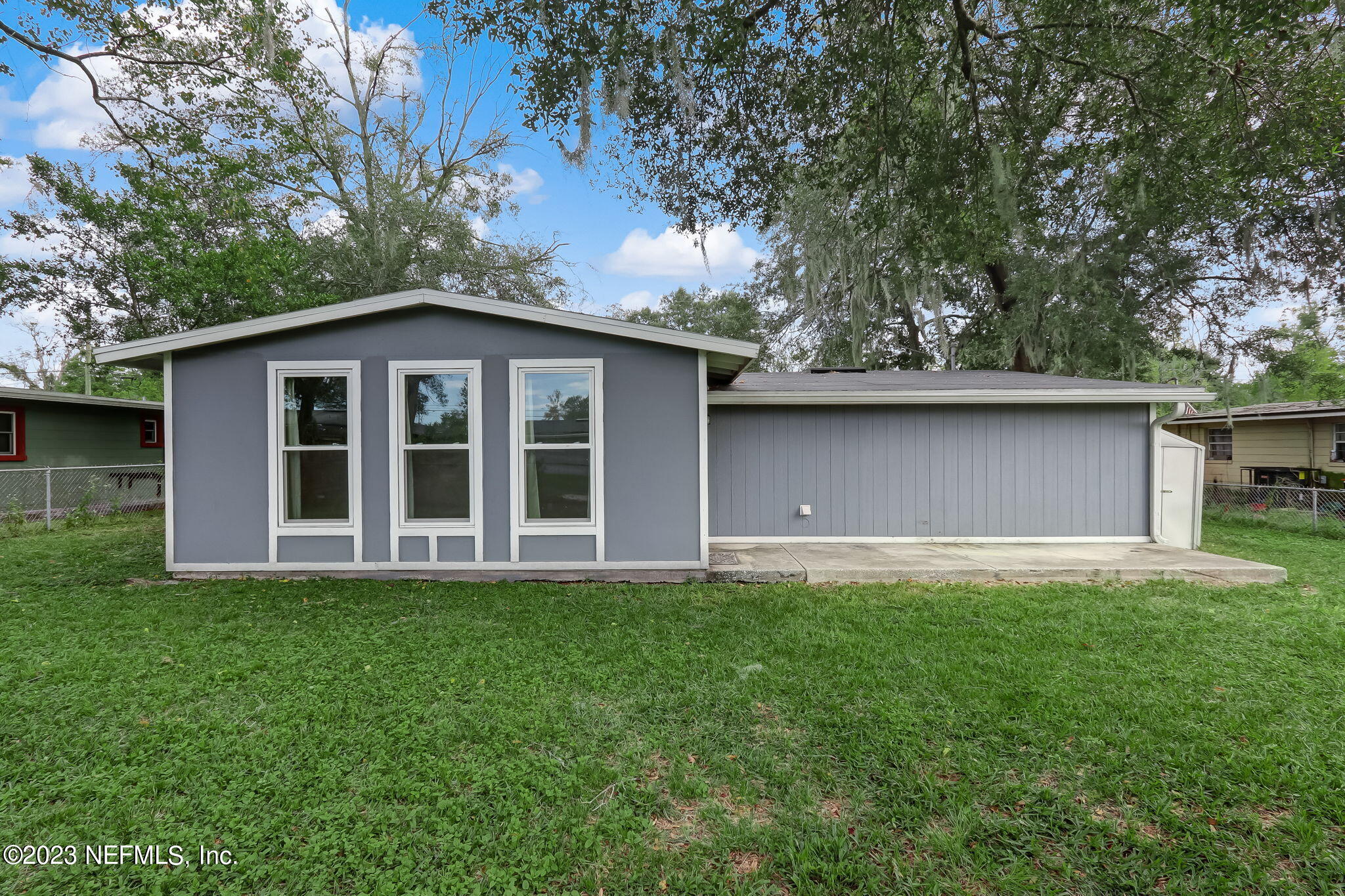 421 BRIGHTON AVE