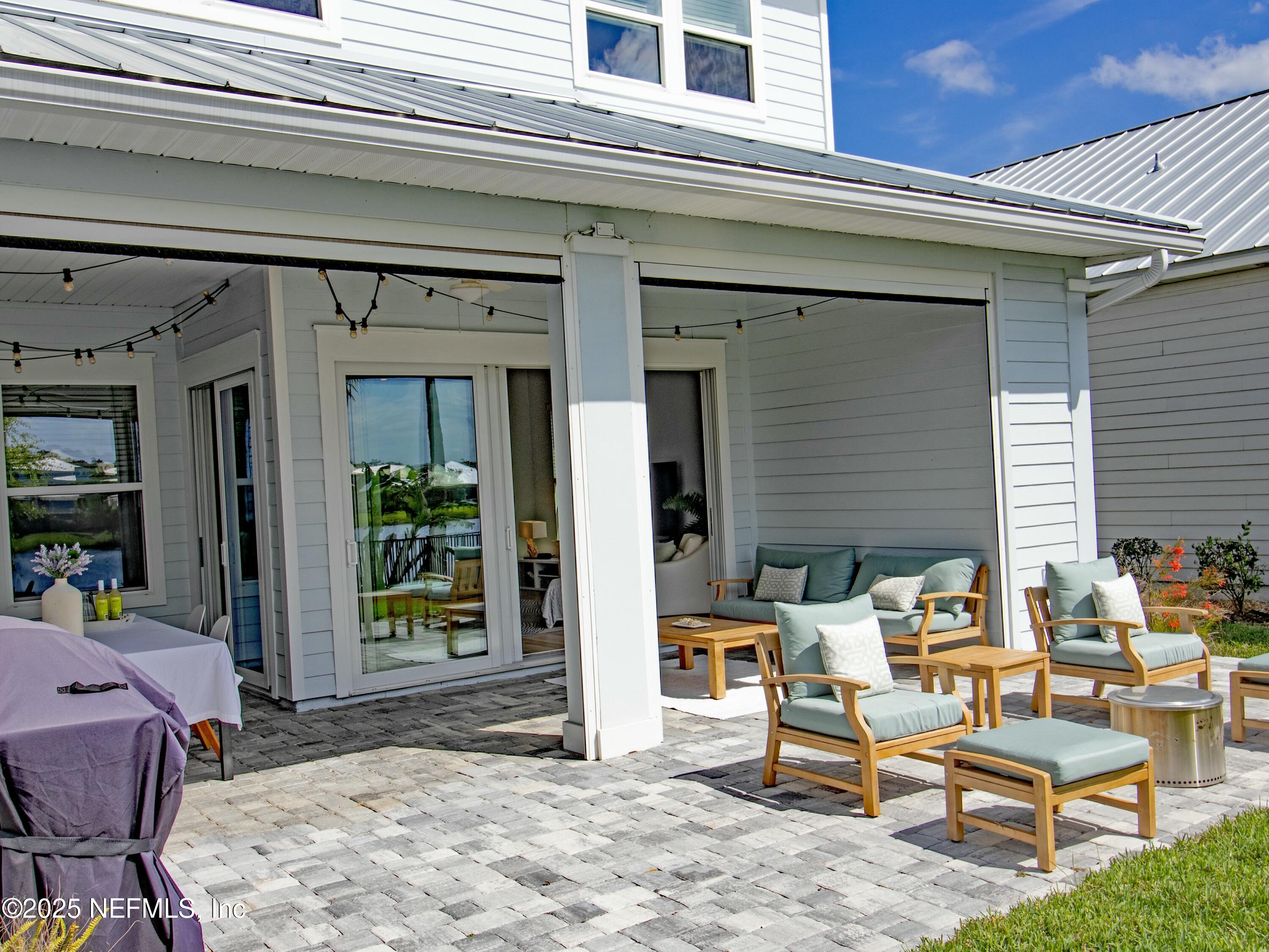 75 TILLOO Court, St. Johns