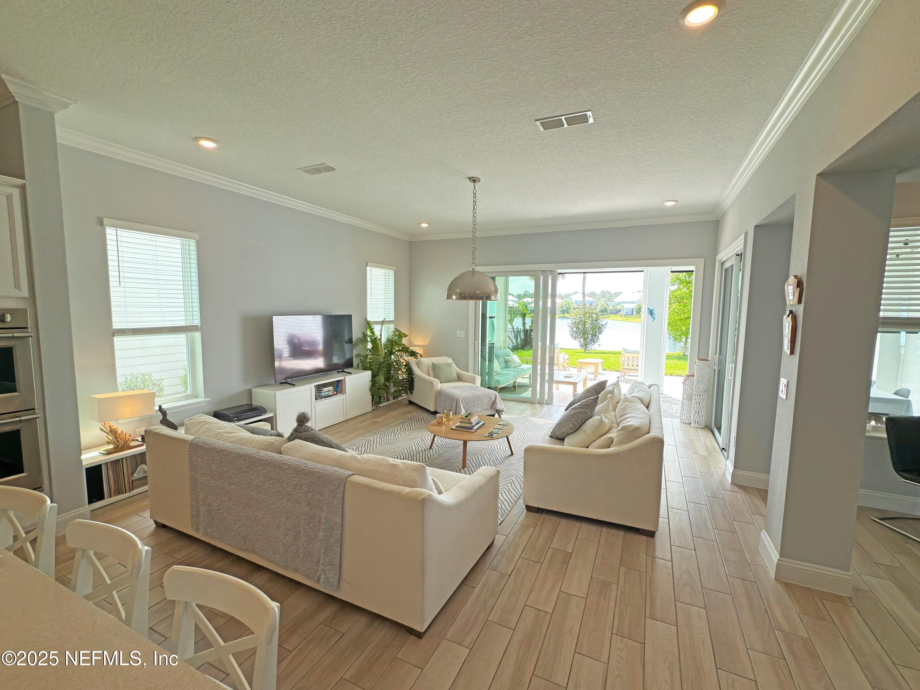75 TILLOO Court, St. Johns