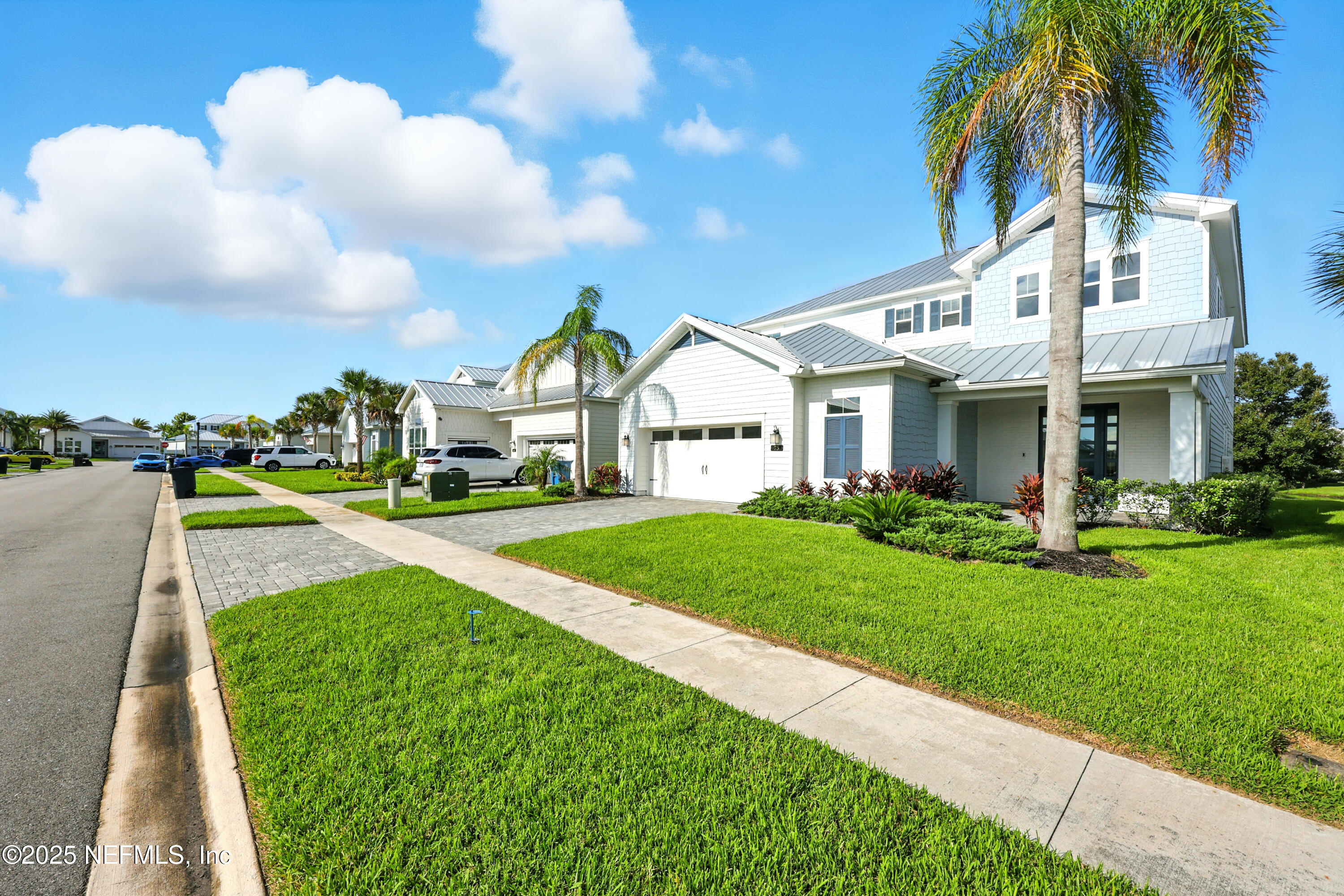 75 TILLOO Court, St. Johns