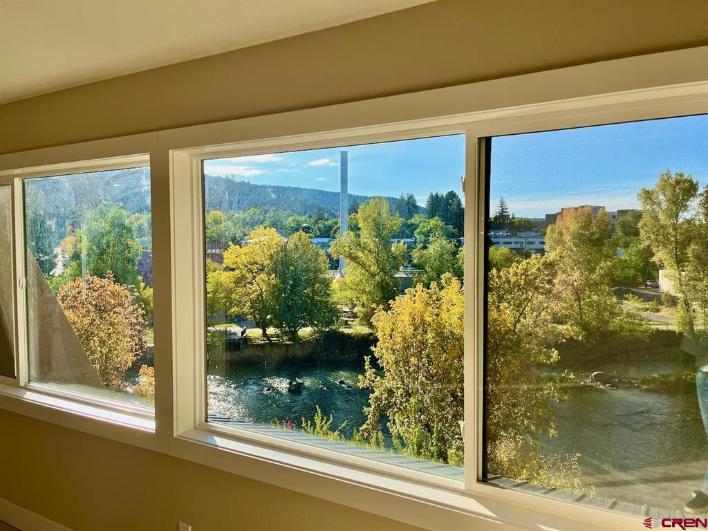 399 W Park Avenue Unit: B-5