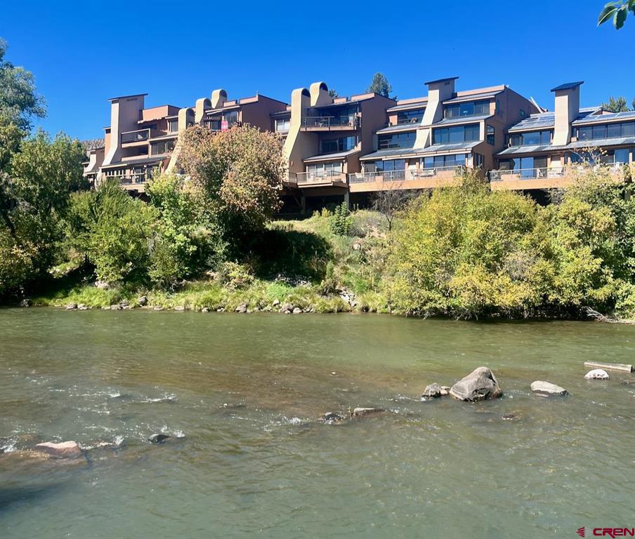 399 W Park Avenue Unit: B-5