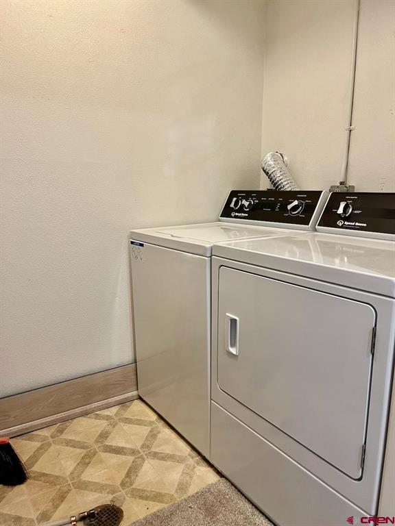 399 W Park Avenue Unit: B-5