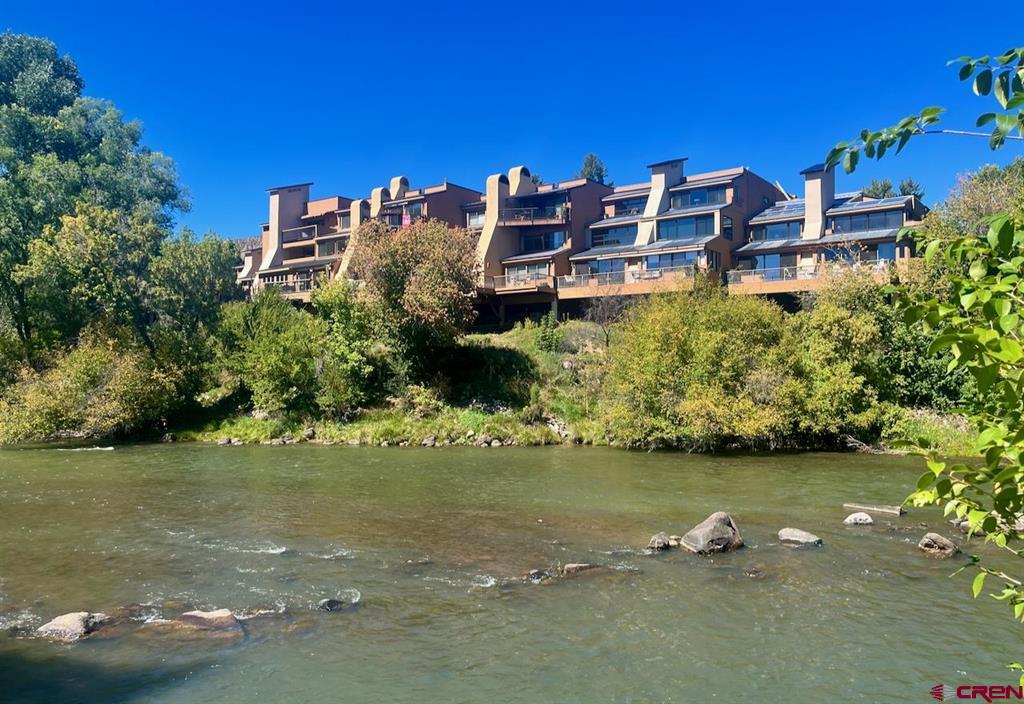 399 W Park Avenue Unit: B-5