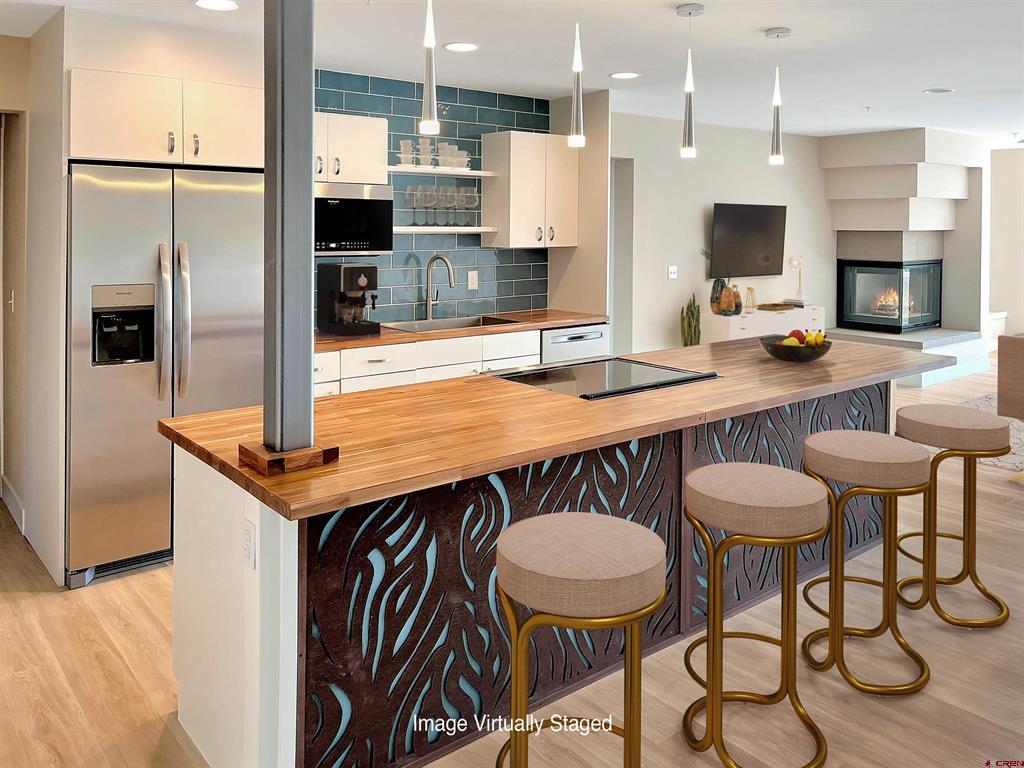399 W Park Avenue Unit: B-5